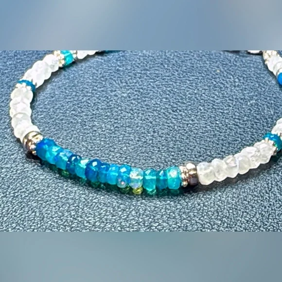 Moonstone Pariba Blue Welo Opal Bracelet in Sterling Silver - Picture 6 of 6